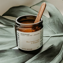 Charger l'image dans la galerie, Baume déodorant Cèdre & Bergamote